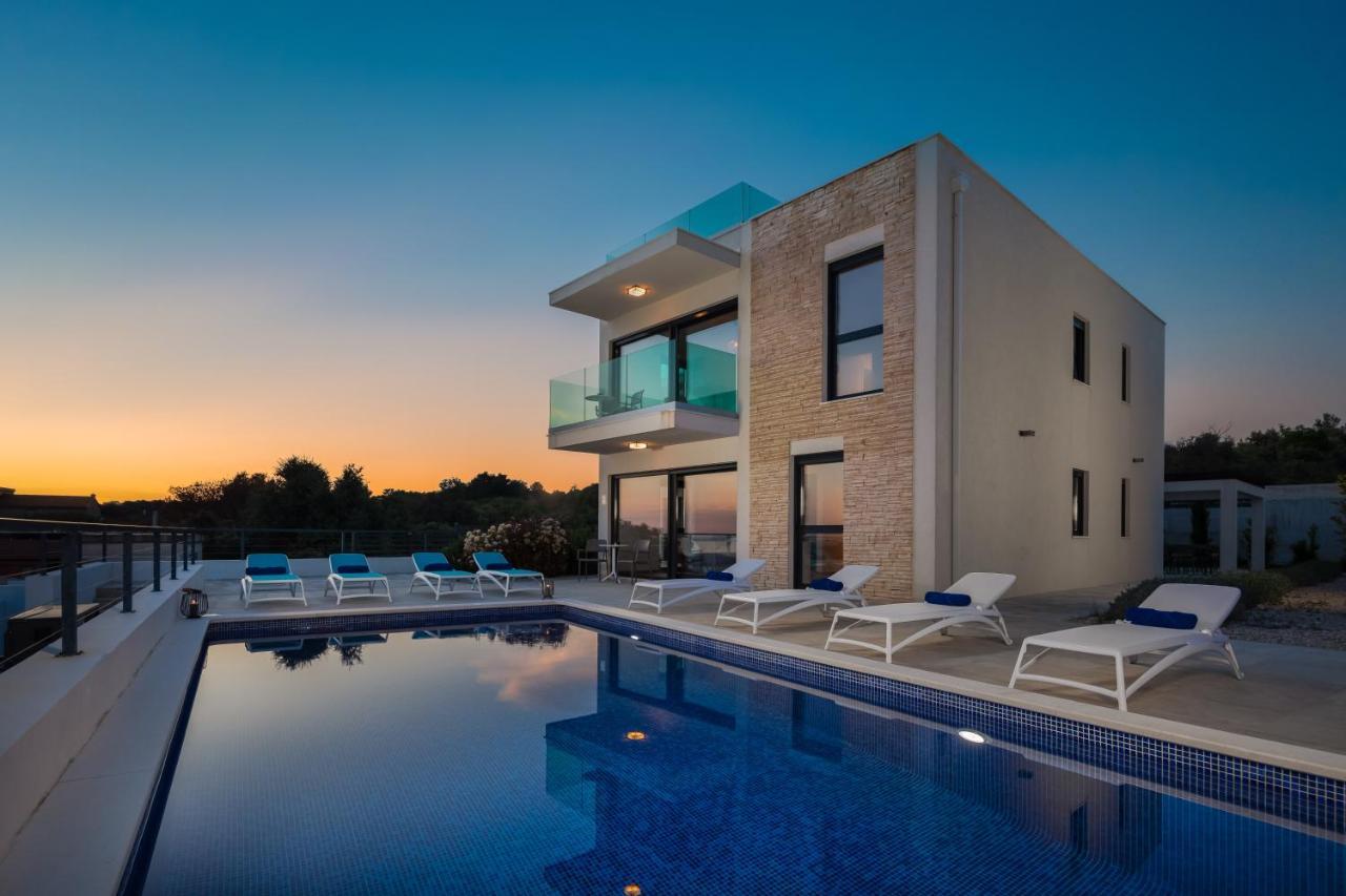 Sun Resort Apartments Зечево Экстерьер фото