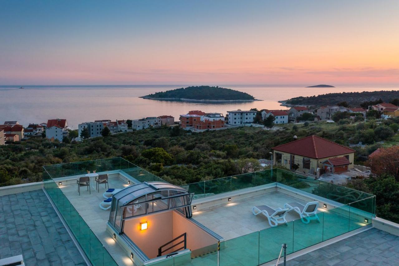 Sun Resort Apartments Зечево Экстерьер фото