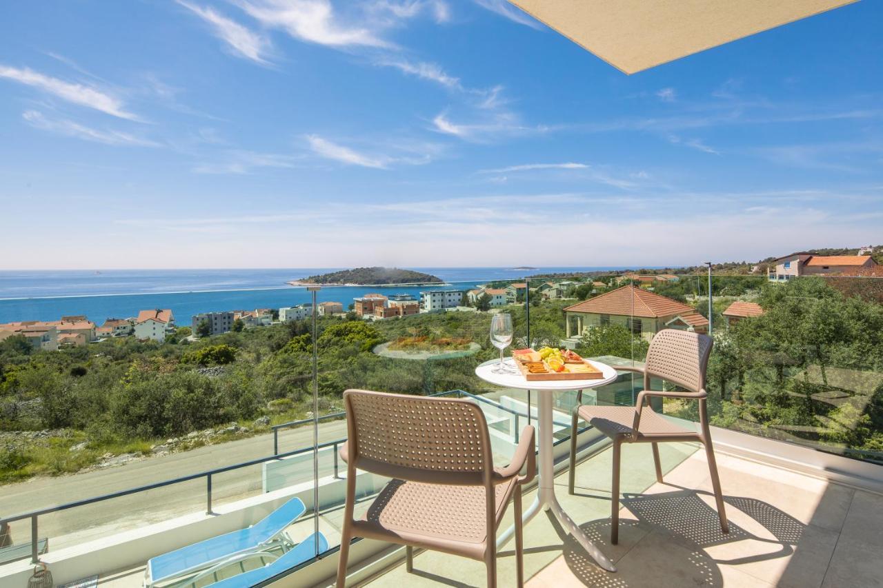 Sun Resort Apartments Зечево Экстерьер фото