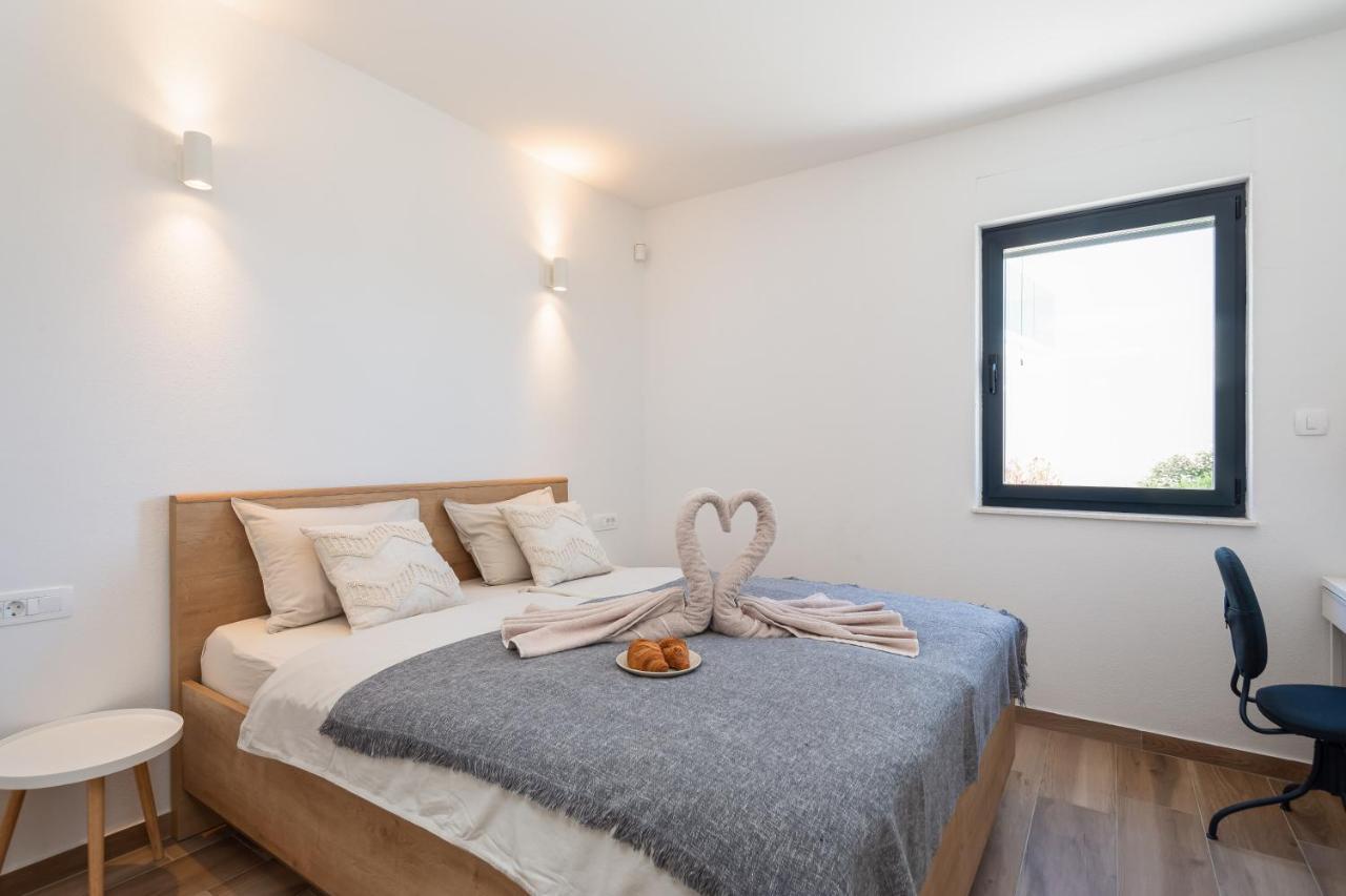 Sun Resort Apartments Зечево Экстерьер фото